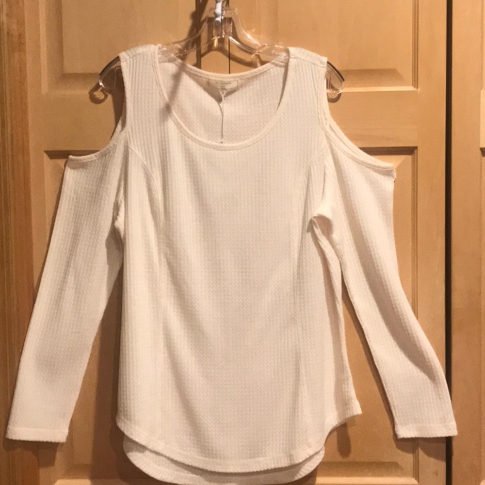 New Women's No Comment Cream Cold Shoulder Top
